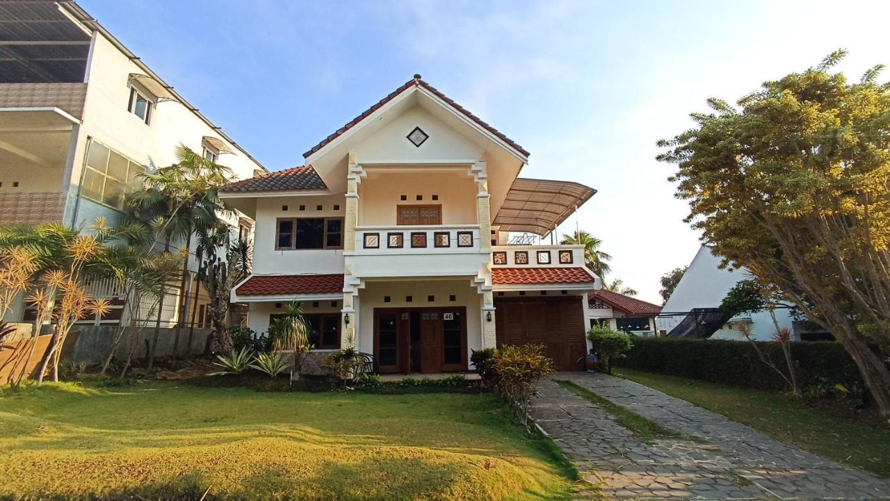 Villa Ohana Batu מראה חיצוני תמונה